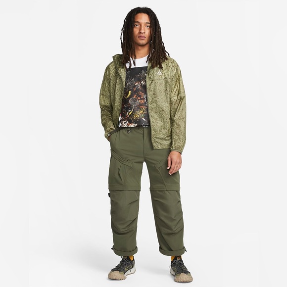 Nike ACG Other - Nike ACG Woven Cargo Pants - NWOT - Large